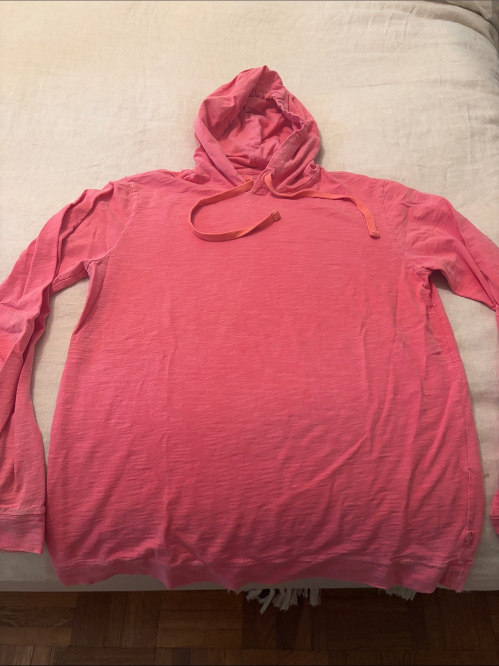 Vineyard vines hoodie